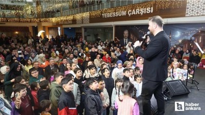 Pursaklar Belediyesi'nin ramazan etkinliklerinde Mustafa Sevim sahne aldı