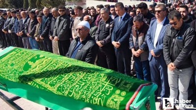 Başkentte emniyet amiri, boş bir arazide, aracının içinde ölü bulundu