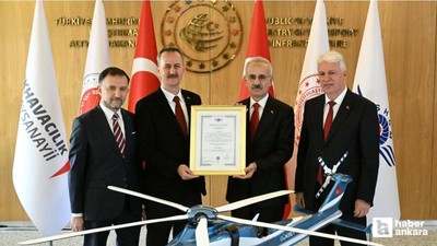 Türkiye'nin yerli ve milli helikopteri GÖKBEY için sertifika töreni yapıldı