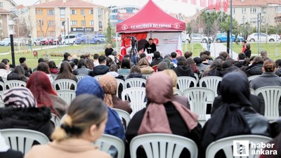 Keçiören'de 'Bir Diriliştir Çanakkale' söyleşisi düzenlendi