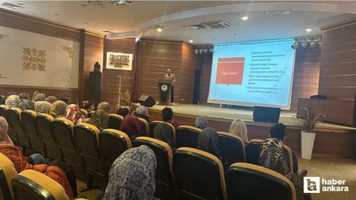 Pursaklar Belediyesi'nin düzenlediği seminerde değerlerin edinilmesinde ailenin rolü anlatıldı