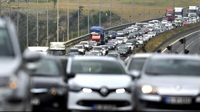 Araç sahipleri trafik kanunu yenileniyor! İşte yeni yasaklar ve düzenlemeler