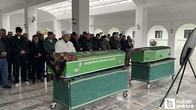 Sincan'da emekli uzman çavuşun öldürdüğü eşi ve kızı defnedildi