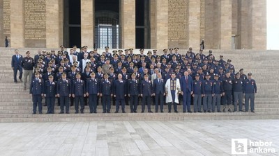 Emniyet Teşkilatı'ndan Anıtkabir'e anlamlı ziyaret!