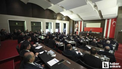 Özgür Özel, Ankara'da il başkanları toplantısına başkanlık etti