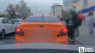 Çankaya'da elektrikli scooter sürücüsü açılan araç kapısına çarptı