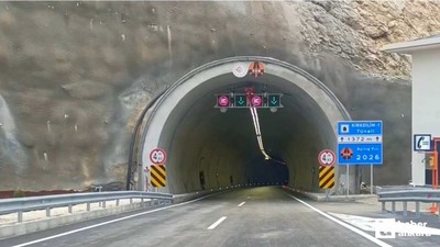 Çorum ile Laçin arasını 15 dakika kısaltan 3 tünel ulaşıma açıldı