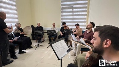 Mevlan Kurtishi, Sincan Türk Musikisi Konservatuvarı'nı ziyaret etti