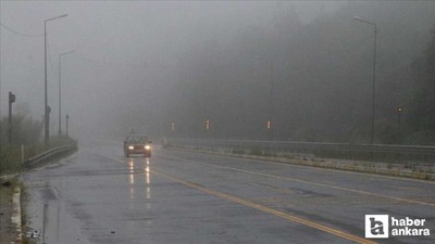 D-100 kara yolunun Bolu Dağı'nda sis ve sağanak etkili oldu