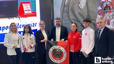 Natura Dünyası Gençlerbirliği, Kick Box takımı ödülünü aldı
