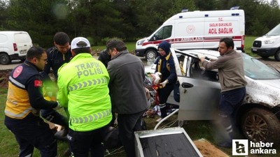 Ankara-Kastamonu kara yolunda takla atan araçta 2 kişi yaralandı