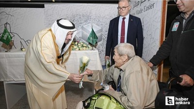 Suudi Arabistan'ın Ankara Büyükelçisi hacı adaylarını kutsal topraklara uğurladı
