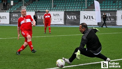 Kamu futbol turnuvasında Bakan Bak ve İlhami Alparslan rakip oldu