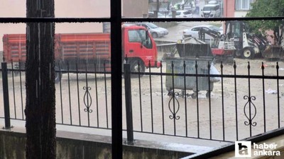 Ankara'da etkili olan sağanak sonrası sel ve su baskınları oluştu