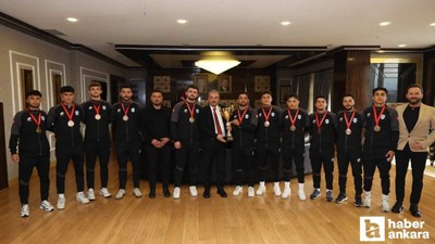 Ragbi Şampiyonlarından Ertuğrul Başkan’a Ziyaret