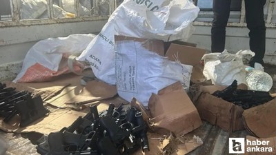 Kahramankazan girişinde durdurulan tırda 228 ruhsatsız tabanca ele geçirildi