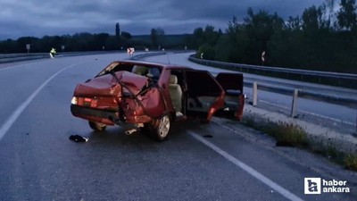 Çorum'da otomobil bariyerlere çarptı: 2 yaralı