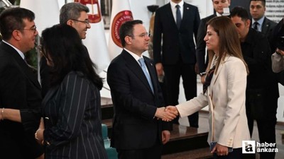 Adalet Bakanı Akın Gürlek, Bakanlık personeli ve HSK üyeleriyle bayramlaştı