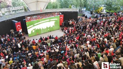 Milli maç heyecanı Pursaklar'da dev ekranda hep birlikte yaşandı