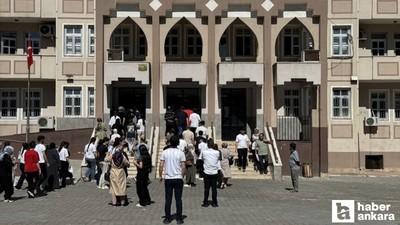 Üniversite sınavının ilk oturumu başladı