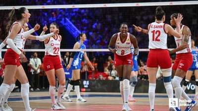 Çin'i 3-2 mağlup eden Filenin Sultanları, Ankara'da 4'te 4 yaptı