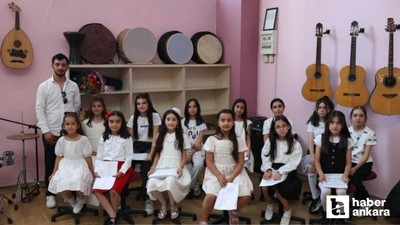 Pursaklar'da kursiyerler bir yıllık emek melodilere döküldü!