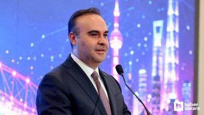 Türk bilim insanları dünyanın en kuzeyindeki deniz buzu hattına ulaştı
