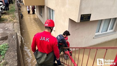 Kastamonu'da selden etkilenen ailelere ilk etapta 10 bin TL destek