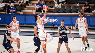Avrupa 18 Yaş Altı Erkekler Basketbol Şampiyonası'nda Türkiye son 16 turuna kaldı