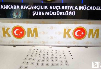 Ankara Yenimahalle'de 67 adet altın sikke ele geçirildi