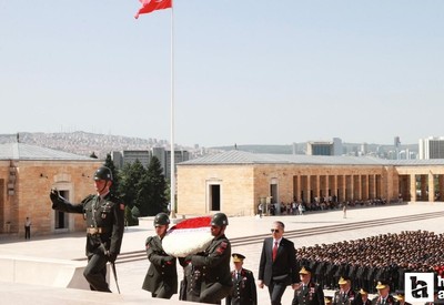 İçişleri Bakanı Ali Yerlikaya'dan Anıtkabir ziyareti