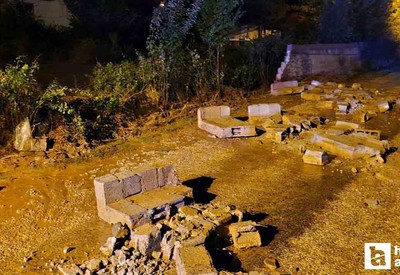 Çorum'da sel sağlık ocağının duvarını ve kapısını yıktı