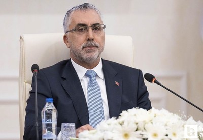 Bakan Işıkhan’dan emekli maaşları ve çalışma saatlerine ilişkin net açıklama!