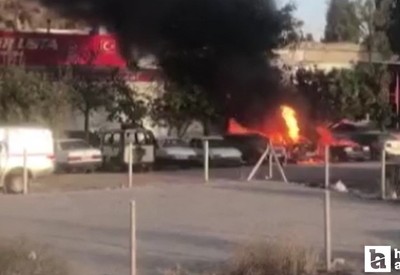 Ankara'da park halindeki araç yanarak kül oldu!