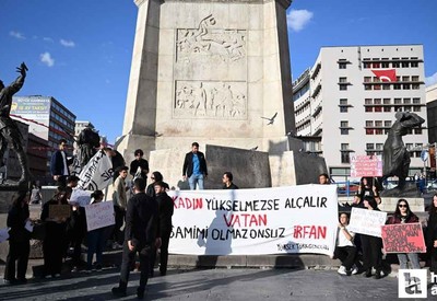 Ankara'da üniversite öğrencilerinden kadına ve çocuğa karşı şiddete tepki