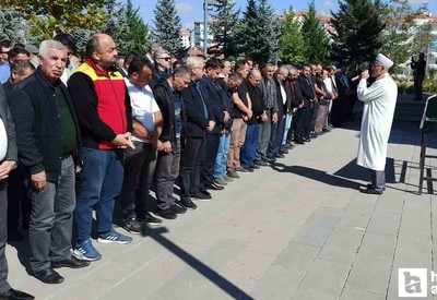 Trafik kazasında hayatını kaybeden lise öğrencisi Kahramankazan'da toprağa verildi