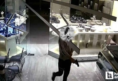 Ankara Çankaya'da 1 milyon liralık kuyumcu soygunu: 3 zanlı yakalandı
