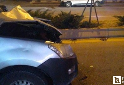 Ankara Sincan'da otomobilin çarptığı 2 kişi yaralandı