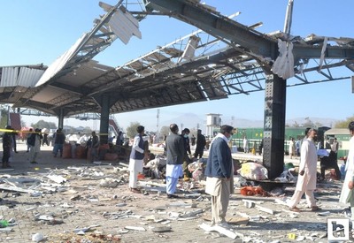 Pakistan'a terör saldırısı şoku! Onlarca kişi hayatını kaybetti