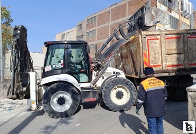 Altındağ Belediyesi, Sitelerde temizlik çalışması gerçekleştirdi