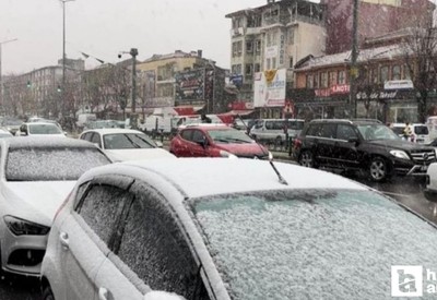 Bursa Ankara kara yolu beyaza büründü