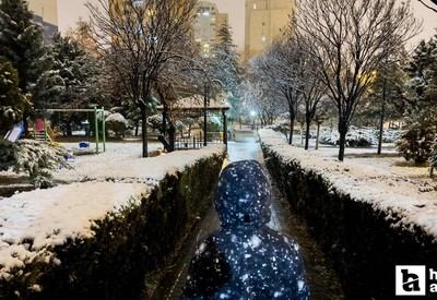 Ankara mevsimin ilk karı ile beyaza büründü