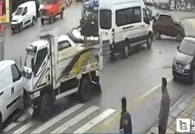Ankara'da freni boşalan kamyonet 7 araca çarptı, 2 kişi yaralandı!