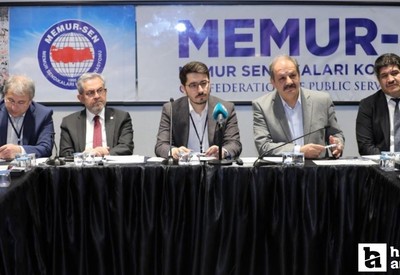 Sağlık-Sen Türkiye'nin dört bir yanından gelen hekimlerle toplantı yaptı