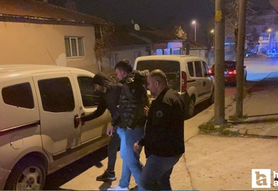 Eskişehir'de bıçaklı kavgada husumetlisini ağır yaraladı