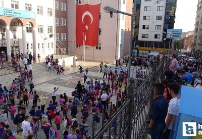 Milli Eğitim Bakanlığı okullarda serbest kıyafet uygulamasına son verdi!