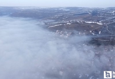 Yozgat’ta sabah erken saatlerinde etkili olan sis şehri sardı