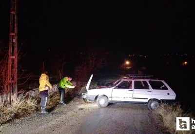 Çorum'da kaza yapan alkollü sürücü aracını bırakıp hastaneye gitti