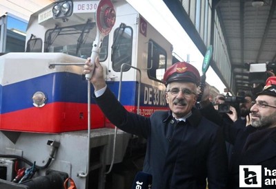 Turistik Doğu Ekspresi sezonun ilk seferine Ankara Garı’ndan uğurlandı