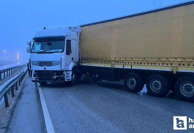 Sisli hava D-100 karayolunda kazaları beraberinde getirdi